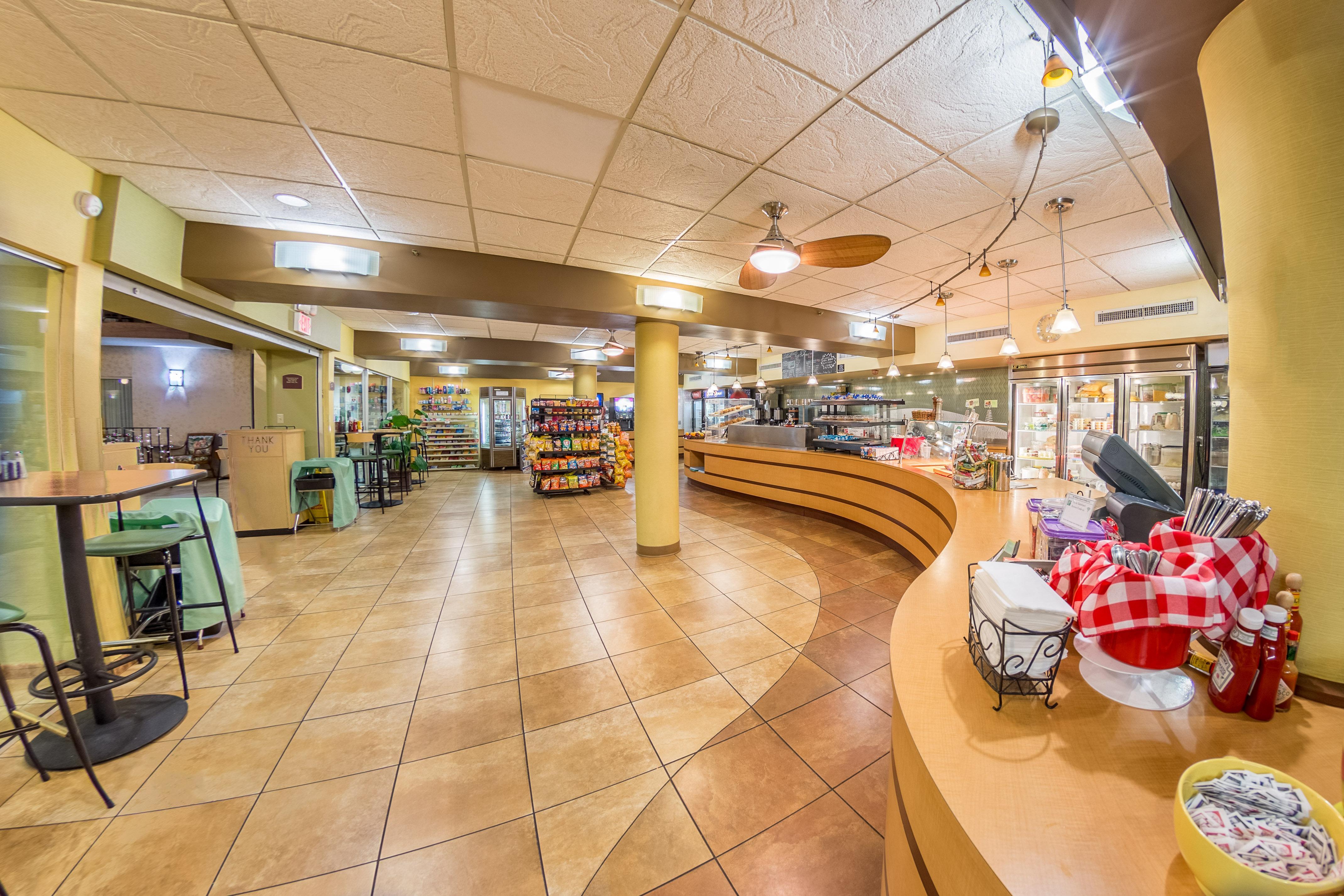 Holiday Inn Des Moines-Airport Conf Center By Ihg Exterior foto