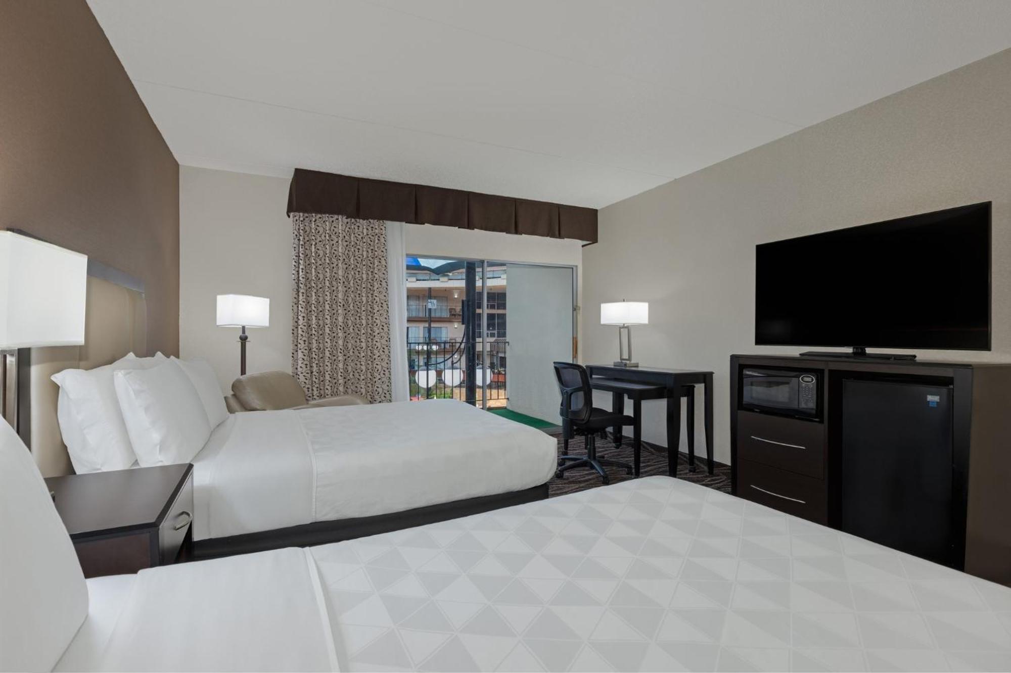 Holiday Inn Des Moines-Airport Conf Center By Ihg Exterior foto